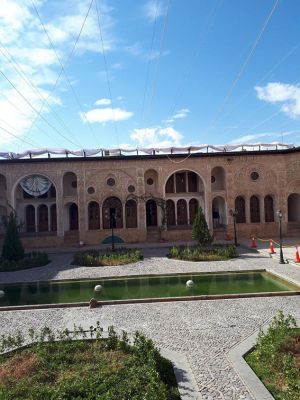 سفر تیم طبیعت گردی مرکز به کاشان ، روستای ابیانه و منظقه کویری: عکس شماره 11 / 12
